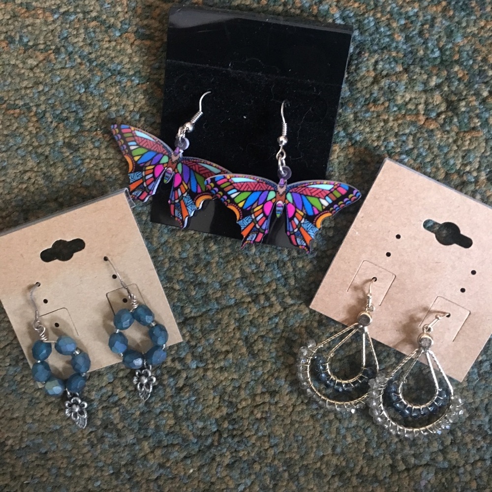 Brand new lot of three pairs of earrings
